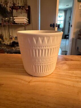 White Ceramic Planter Flower Pot Modern Matte Pattern Plant Pot Vase, 5 inch